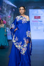 Vina Cape Set