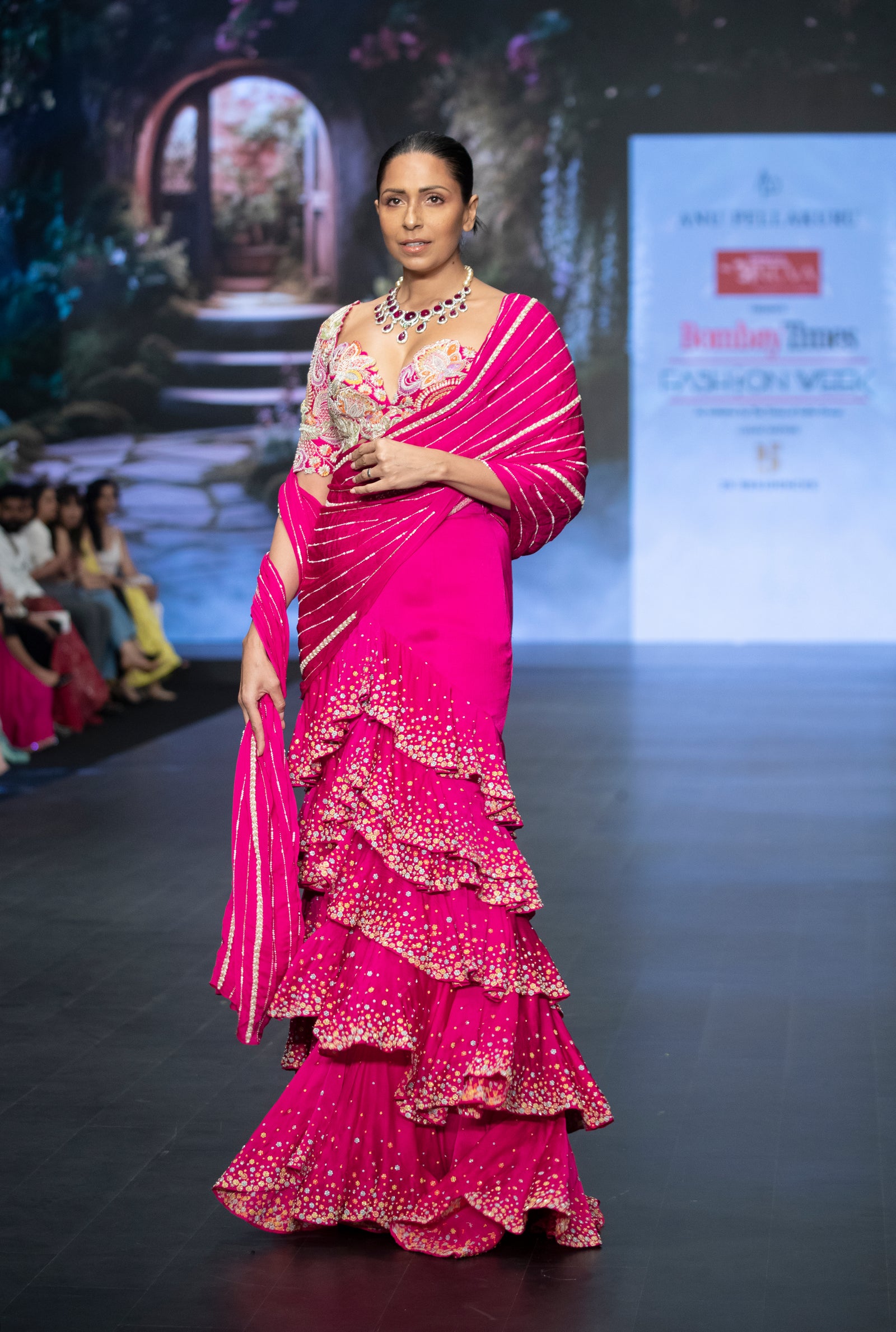 Tarani Pre-Draped Saree Set