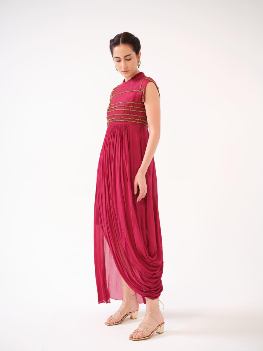 Drape dress detailed with abstract geometric line embellishment