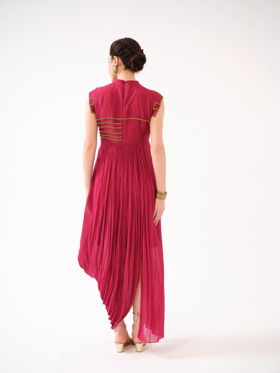 Drape dress detailed with abstract geometric line embellishment
