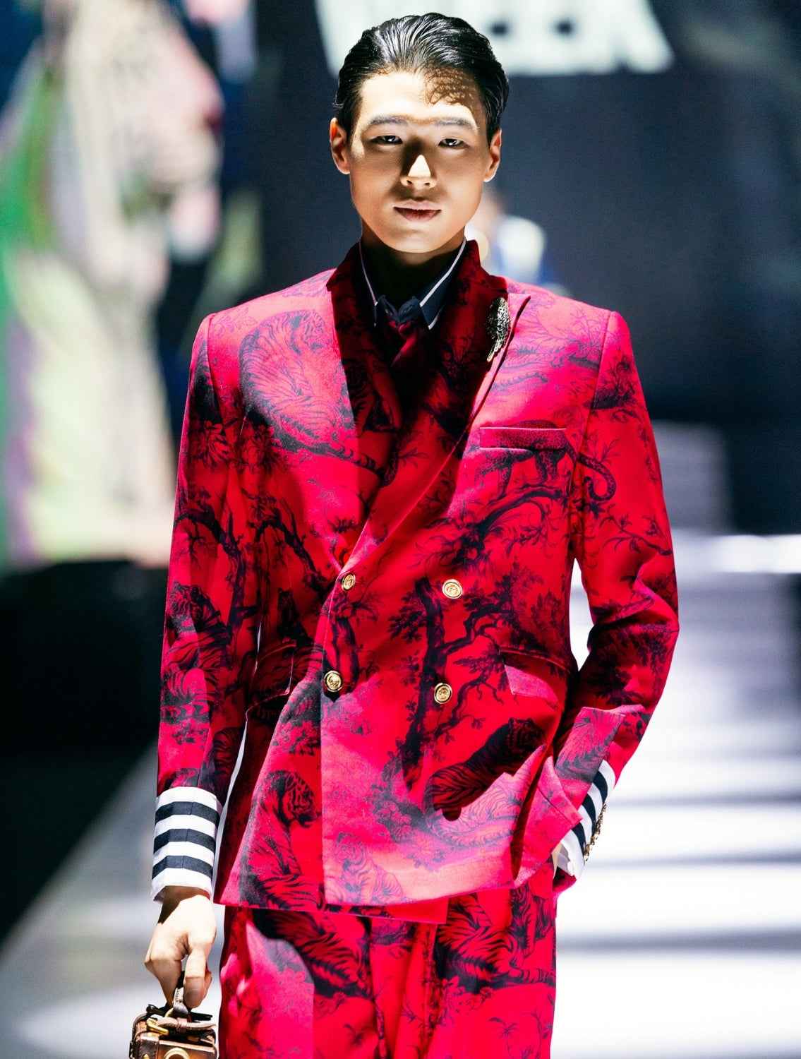 Juoy Red Double Breasted Printed Suit