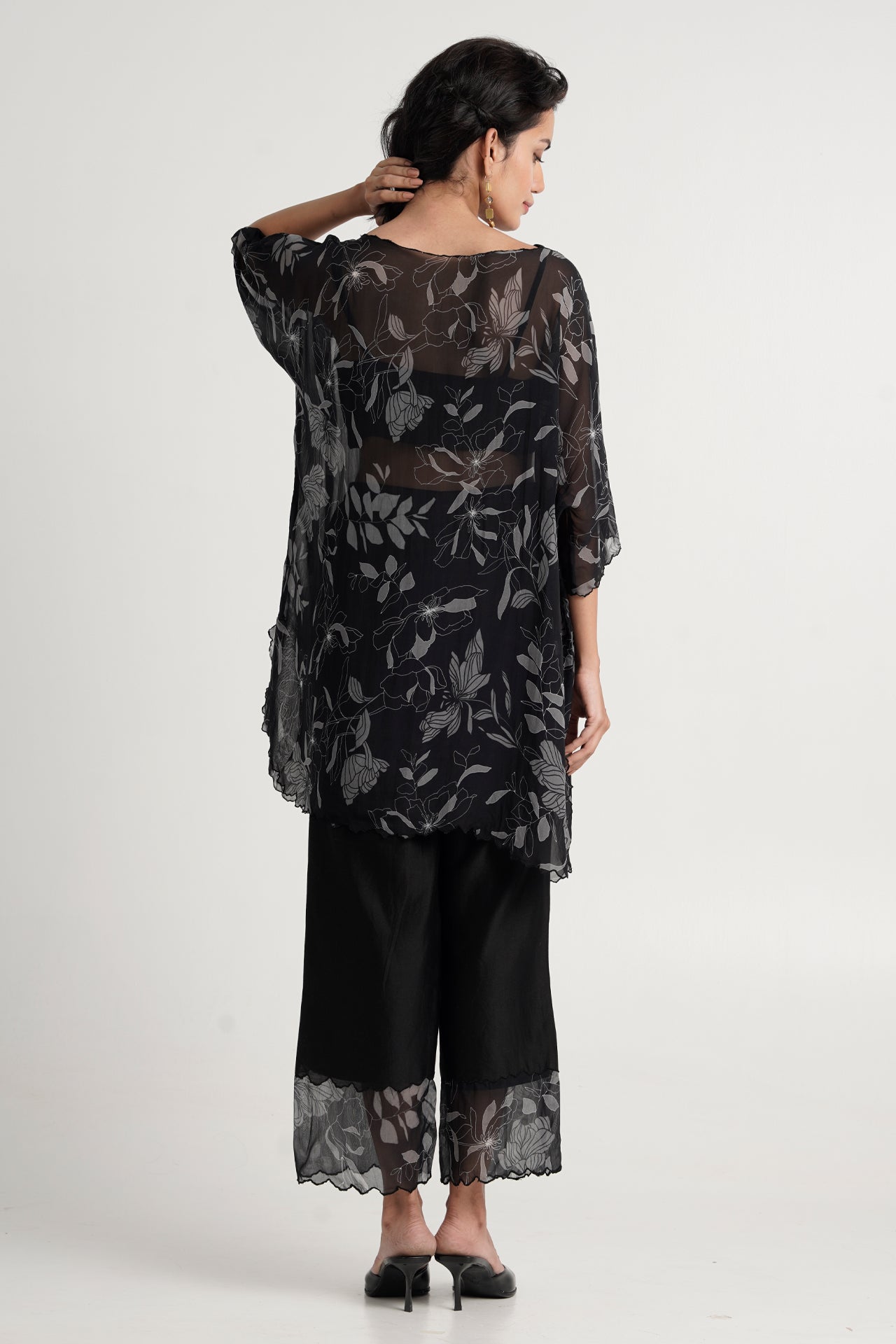 Breeze Slip-on Top with Bustier and Ankle Length Pants