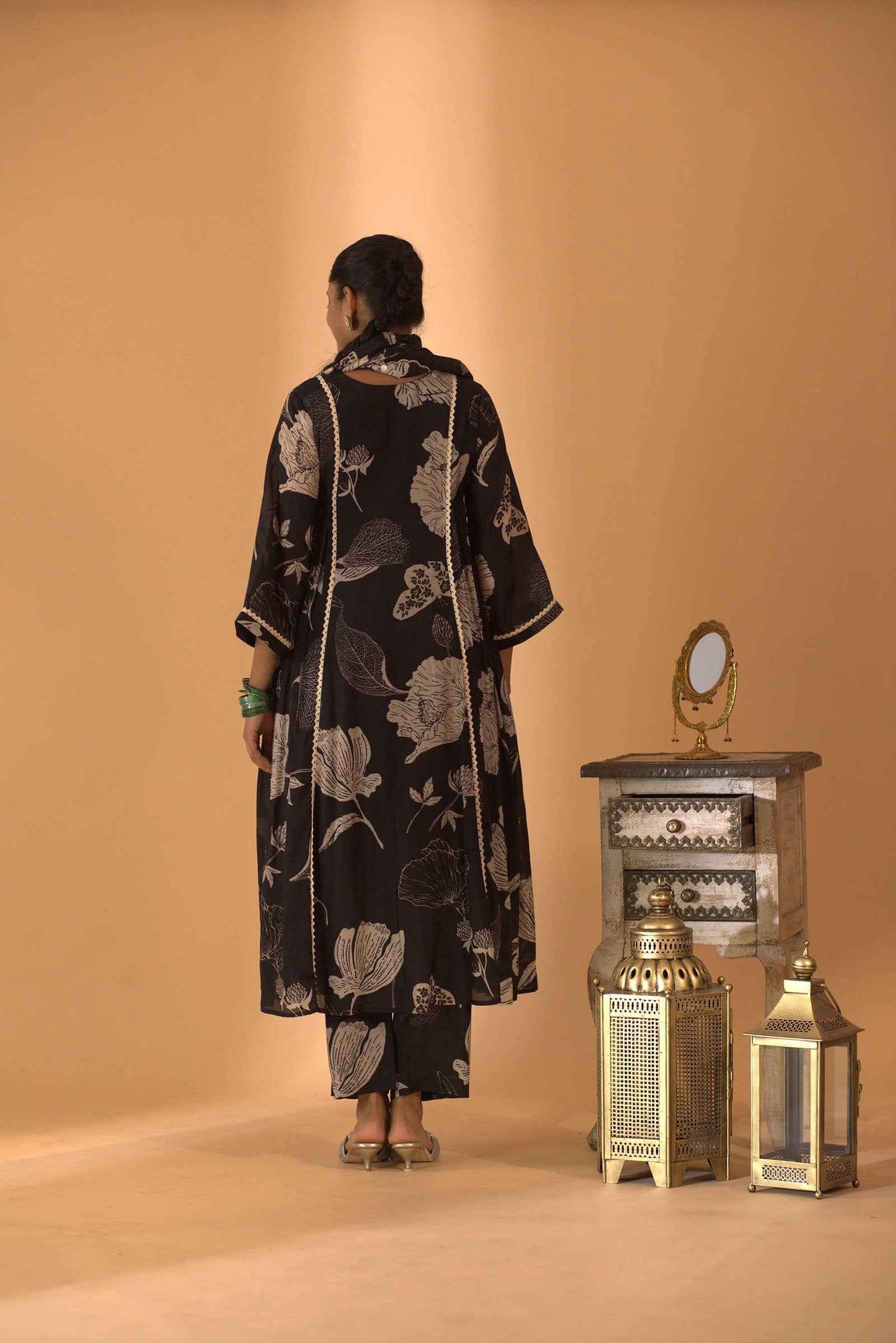 A Kurta Set Paired With Straight Pants And A Scarf