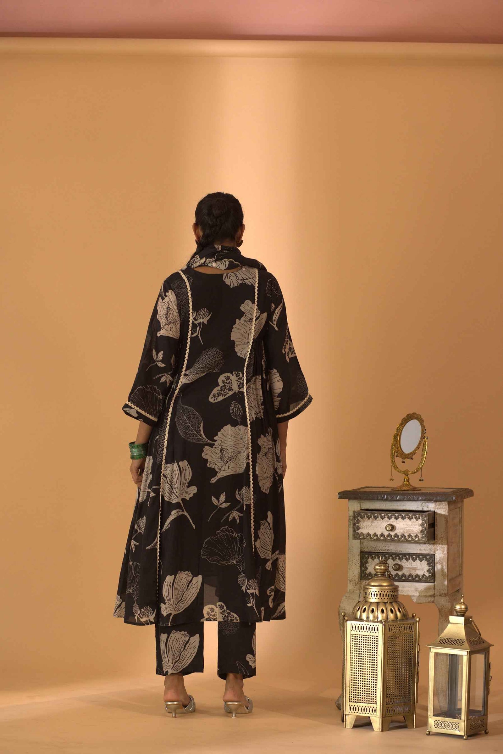 A Kurta Set Paired With Straight Pants And A Scarf