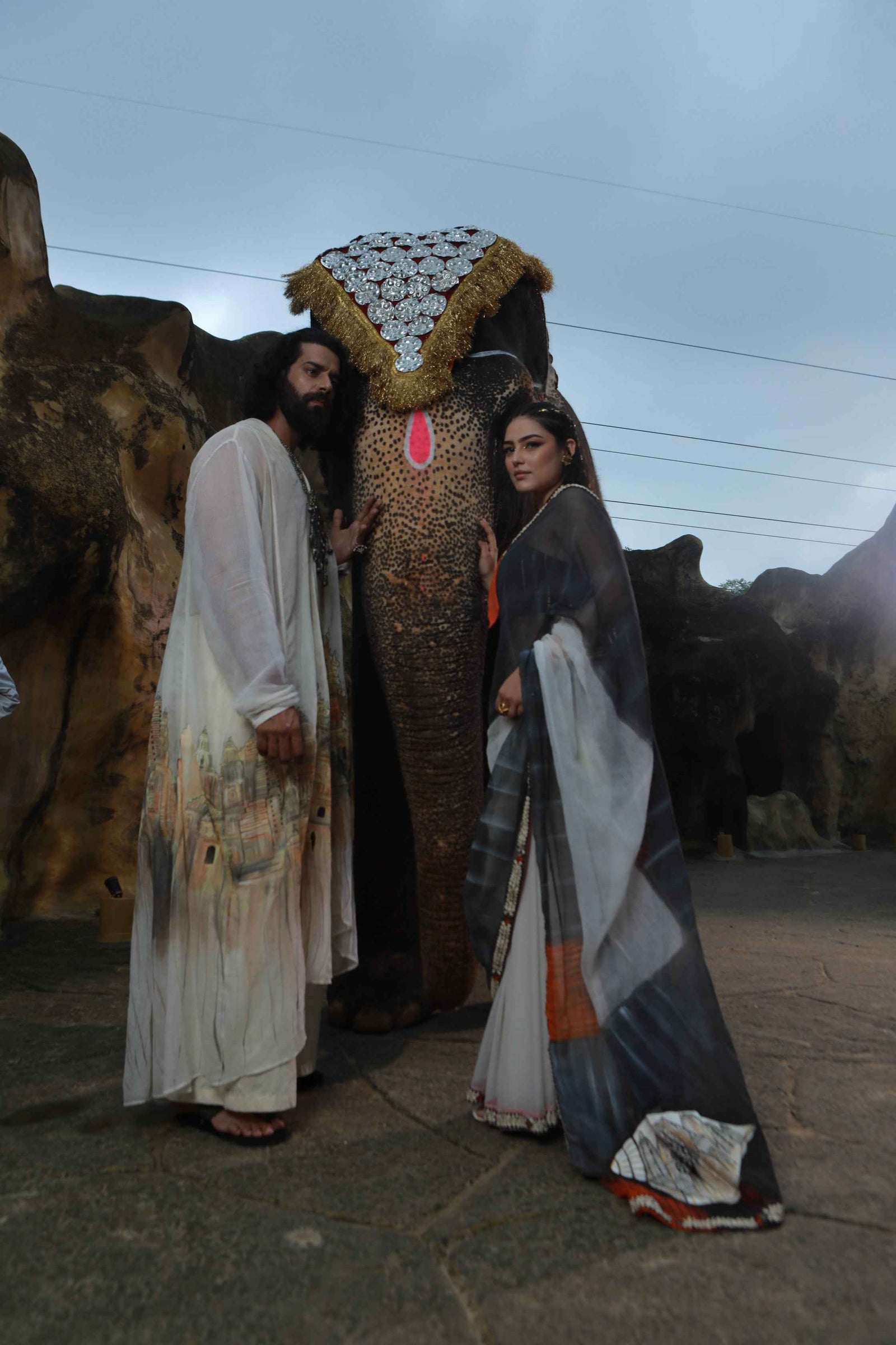 Devi Drape Mens Kota Doria Hand Painted Shrug With Khadi Short Kurta And Pants