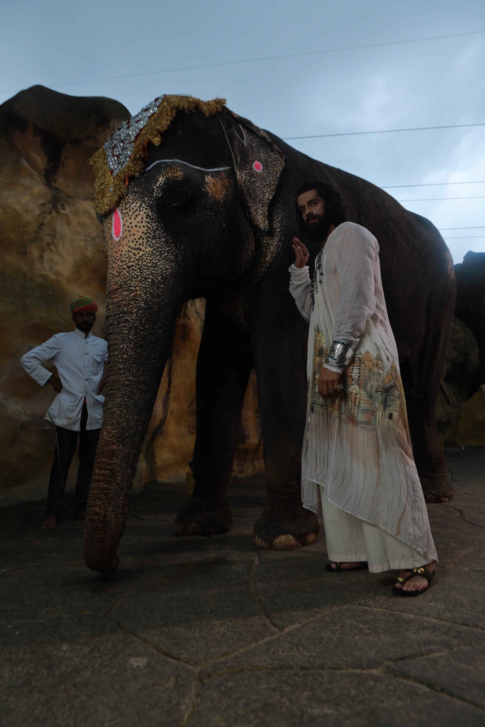 Devi Drape Mens Kota Doria Hand Painted Shrug With Khadi Short Kurta And Pants