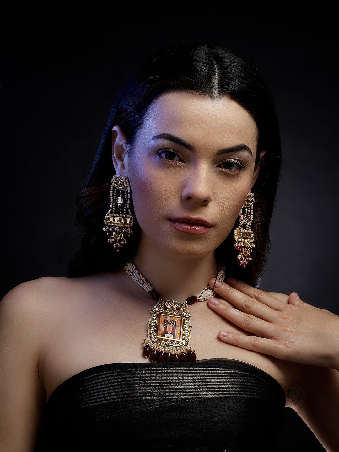 Aab-e-Gulabi Drop Earring