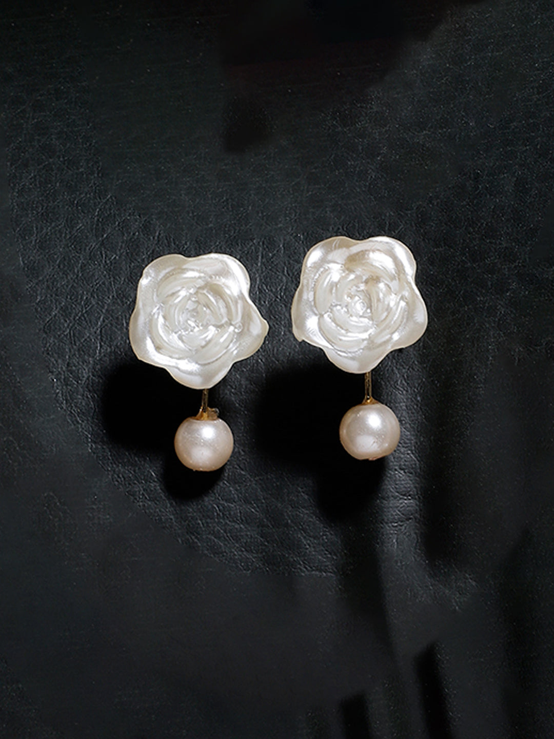 Roshni-e-Chandni Drop Earring