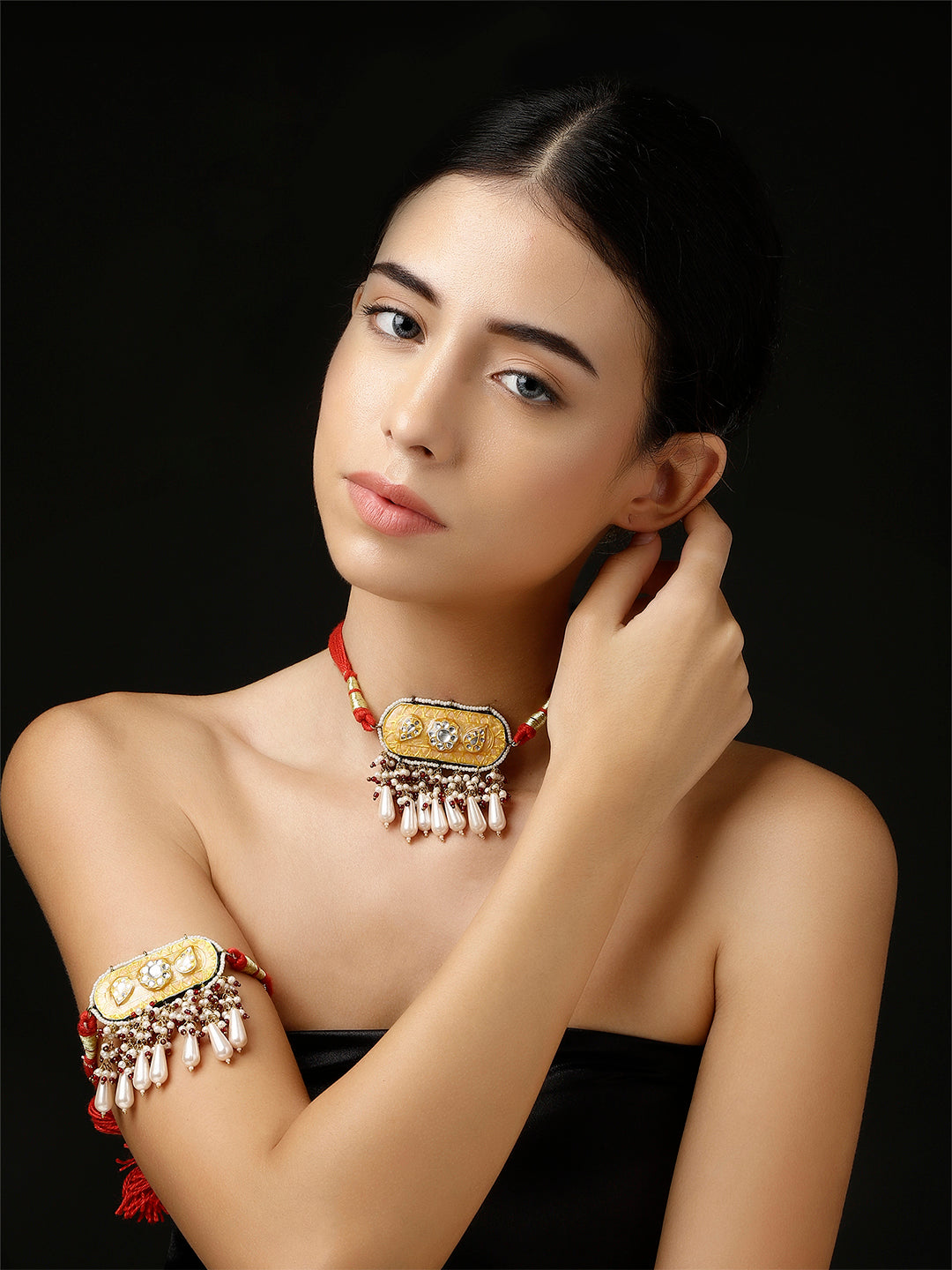 Noor-e-Aarzu Bajuband