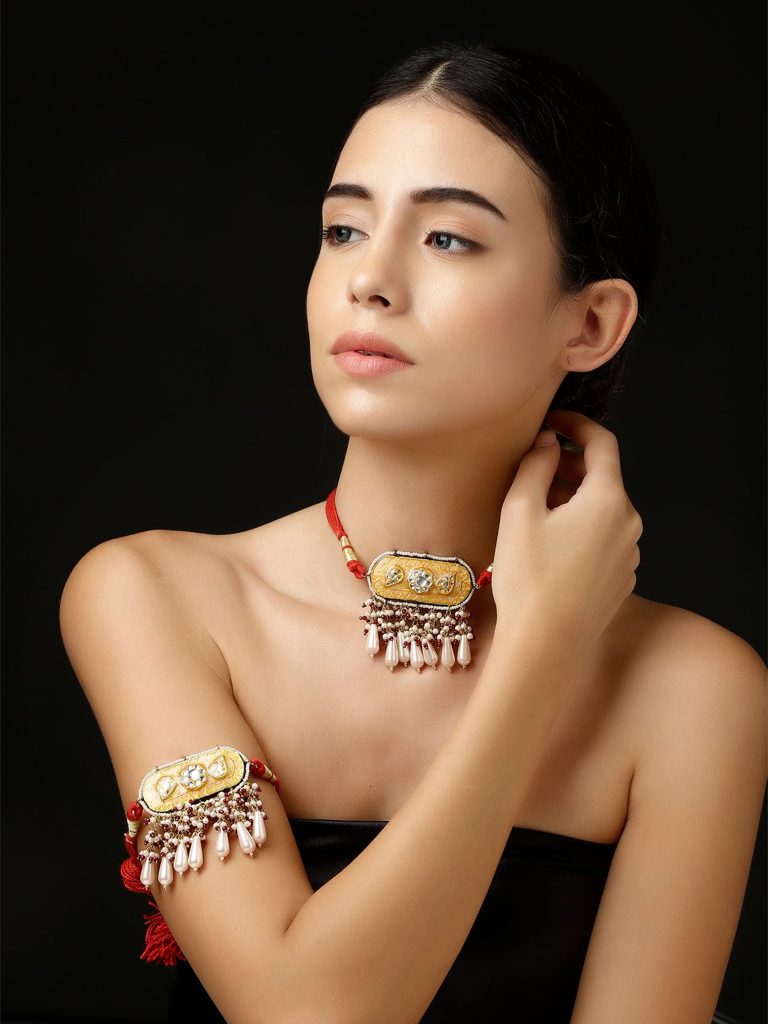 Noor-e-Aarzu Bajuband