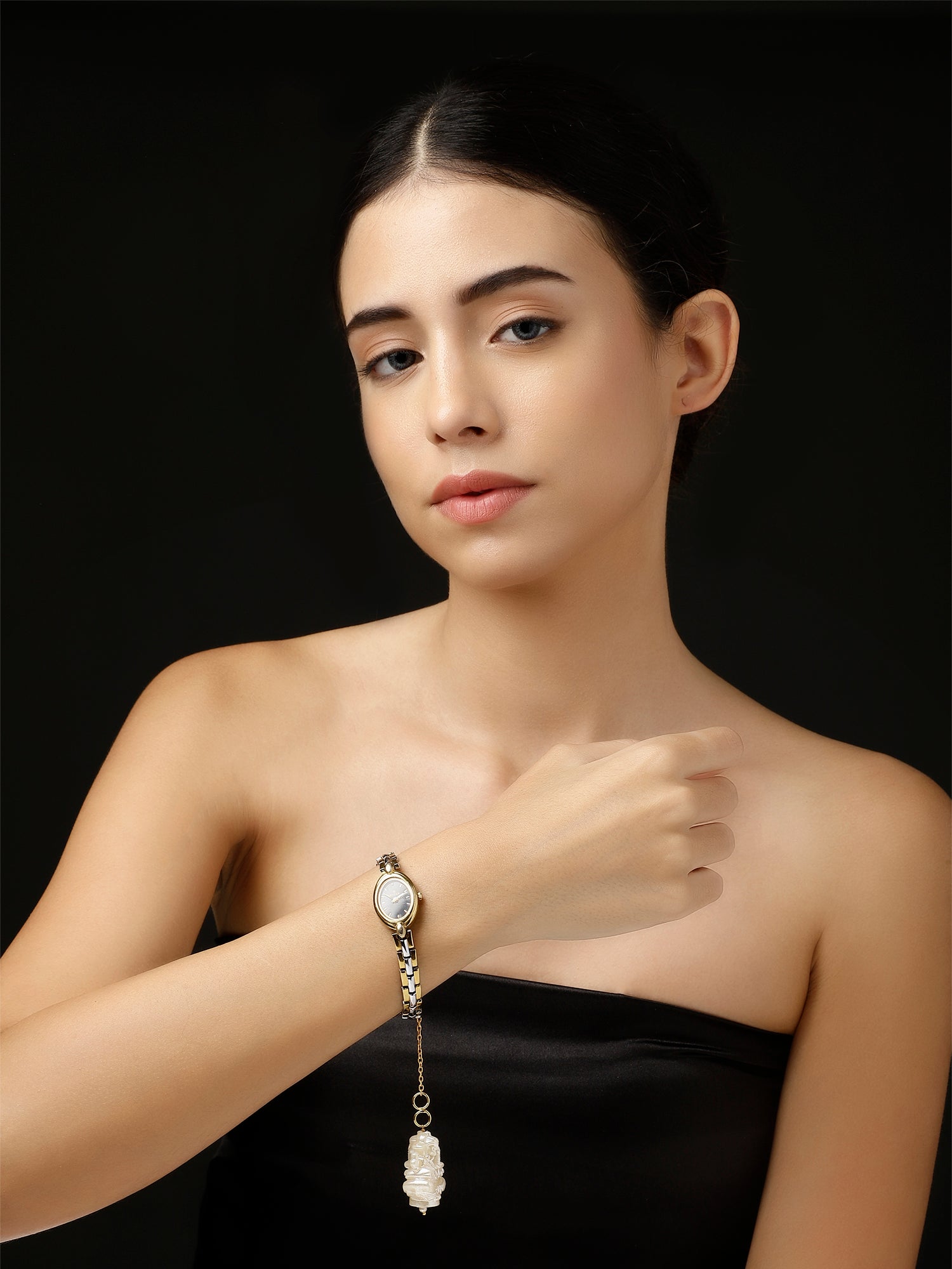 Shaandar Zar Watch Charm