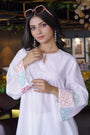 White Kurta Chadneri Set With Embroidered
