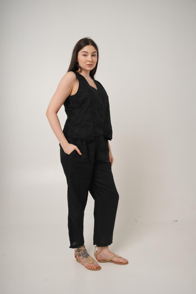 Classic Pant With Zipper And Button