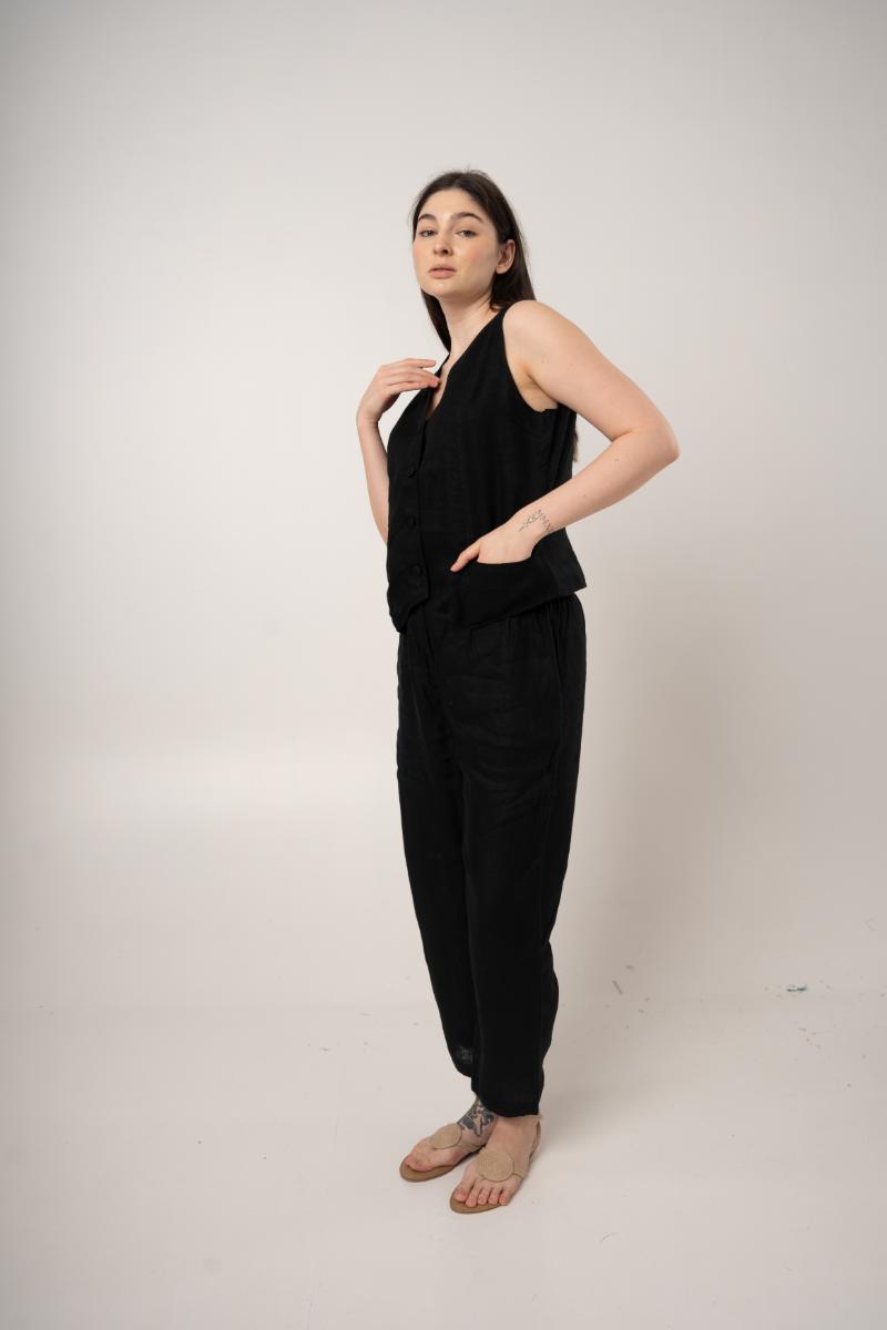 Classic Pant With Zipper And Button