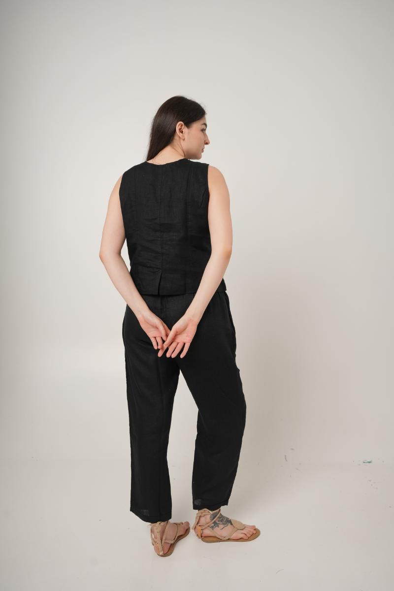 Classic Pant With Zipper And Button