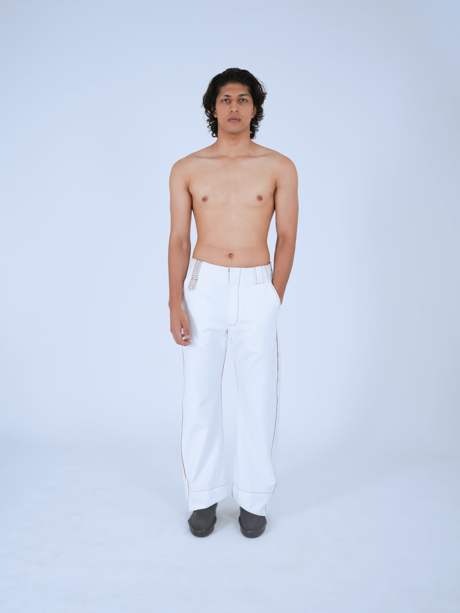 Curve Pant  In Clear