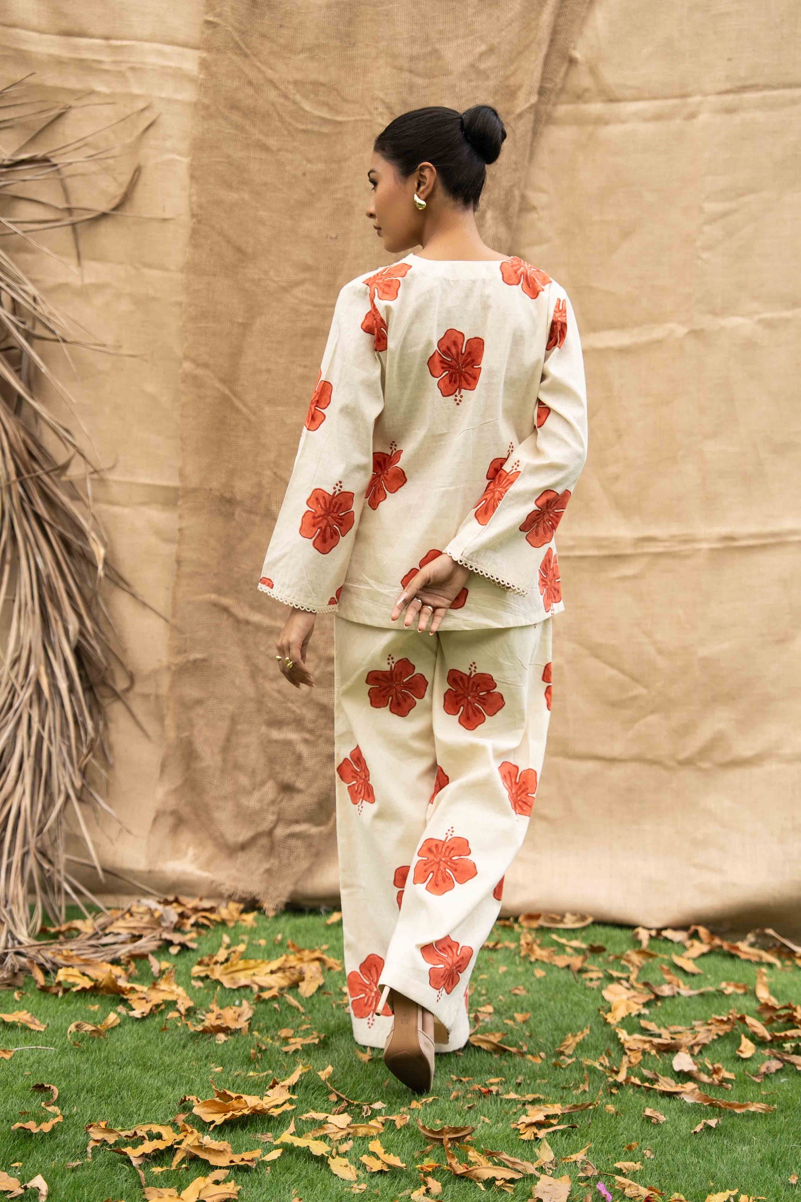 A Floral Relaxed Fit Shirt With Lace Neckline