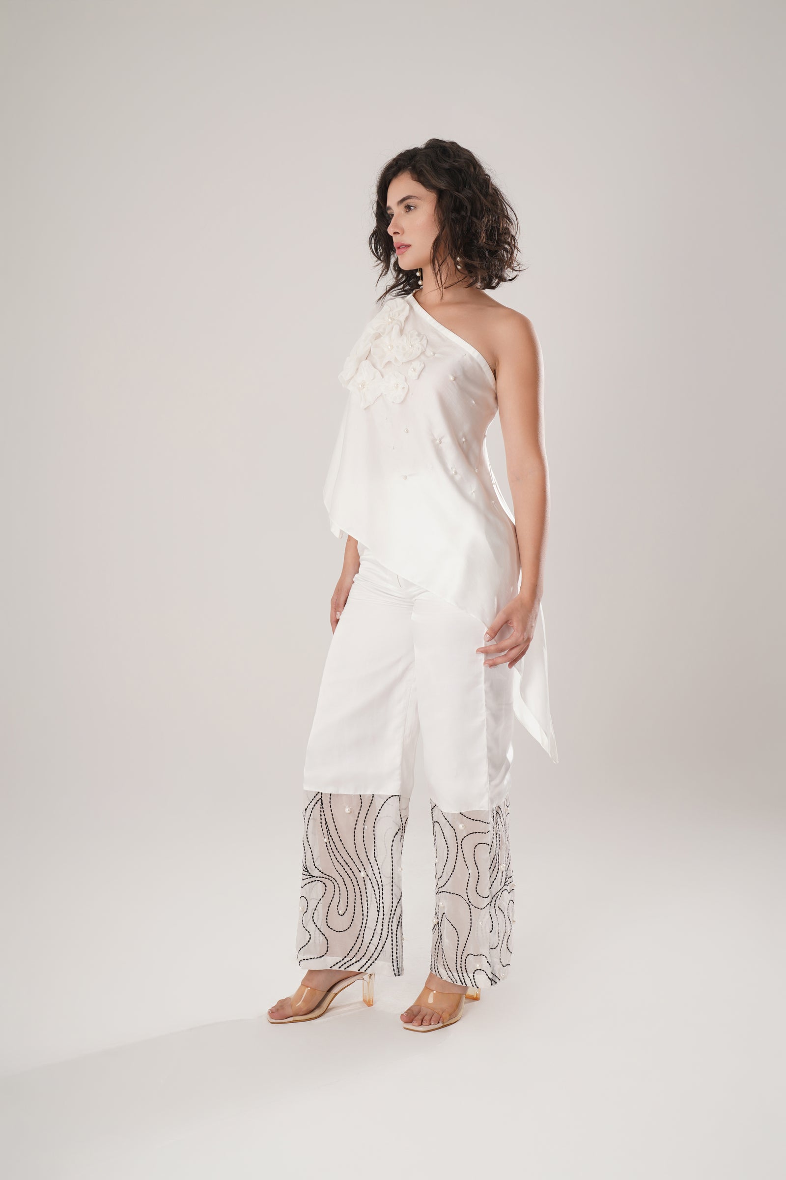 Effortlessly Graceful Wide-Legged White Pants