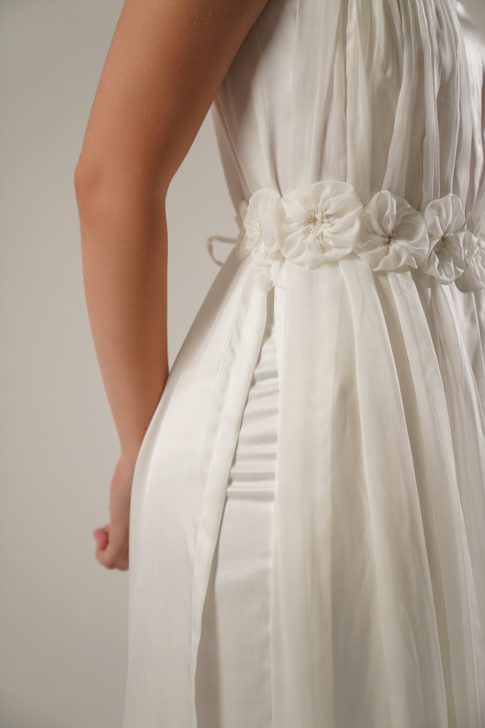 Grace Meets Contemporary Charm In This High-Slit Kurta White