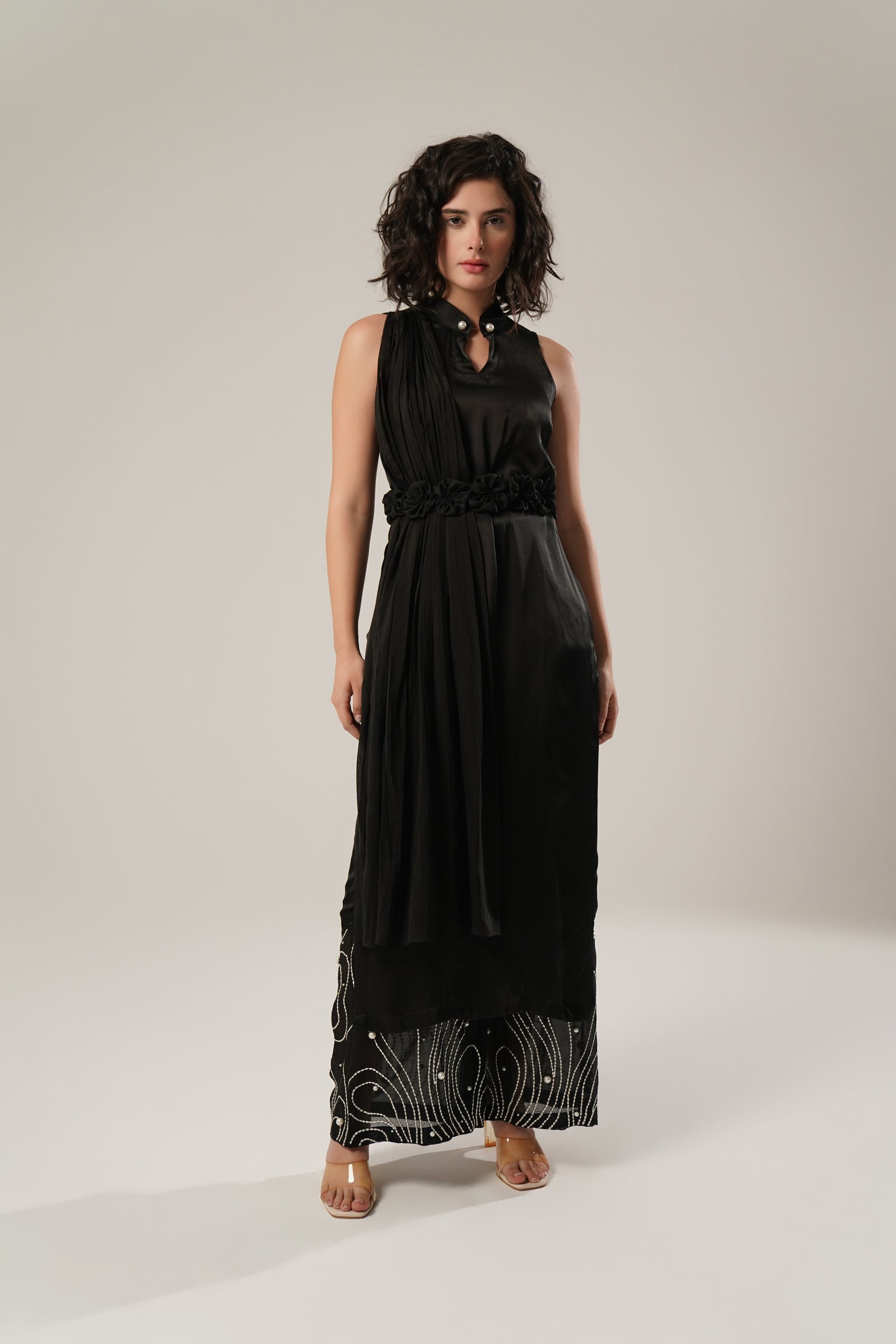 Grace Meets Contemporary Charm In This High-Slit Kurta Black
