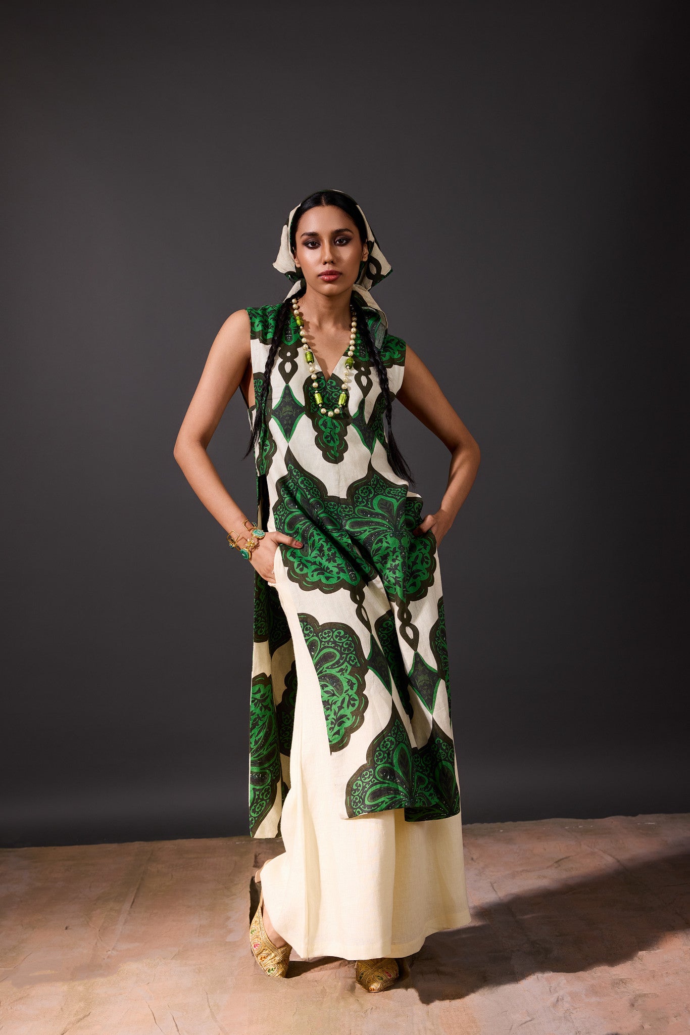 Saanvi Set