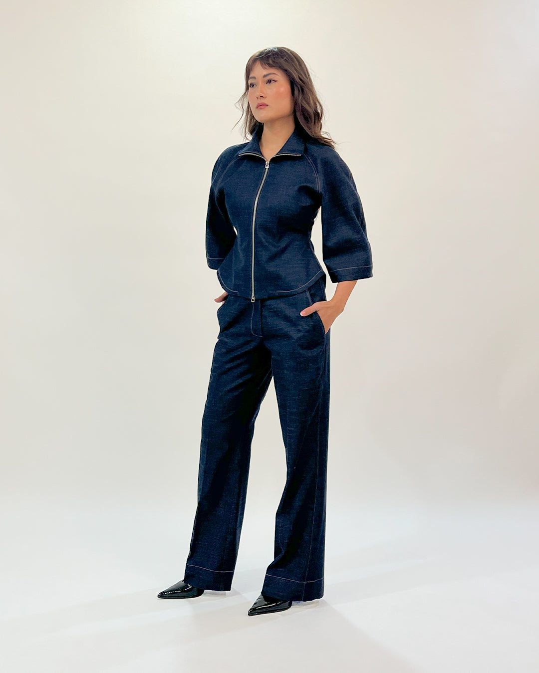 Flared denim pants