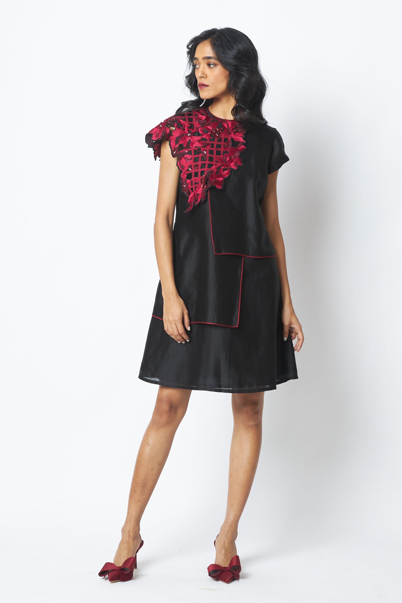 Monica - Shoulder Bib Ladder Dress