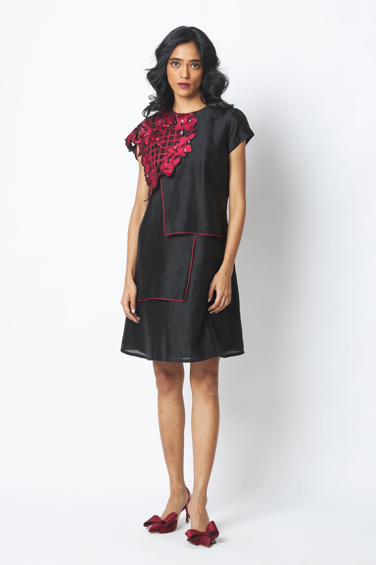 Monica - Shoulder Bib Ladder Dress