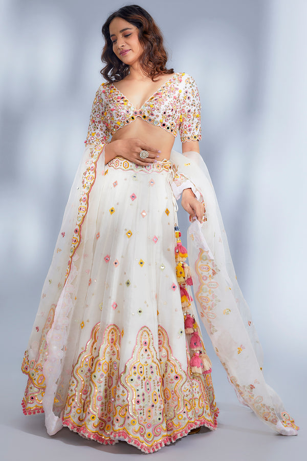 Nur Lehenga Set