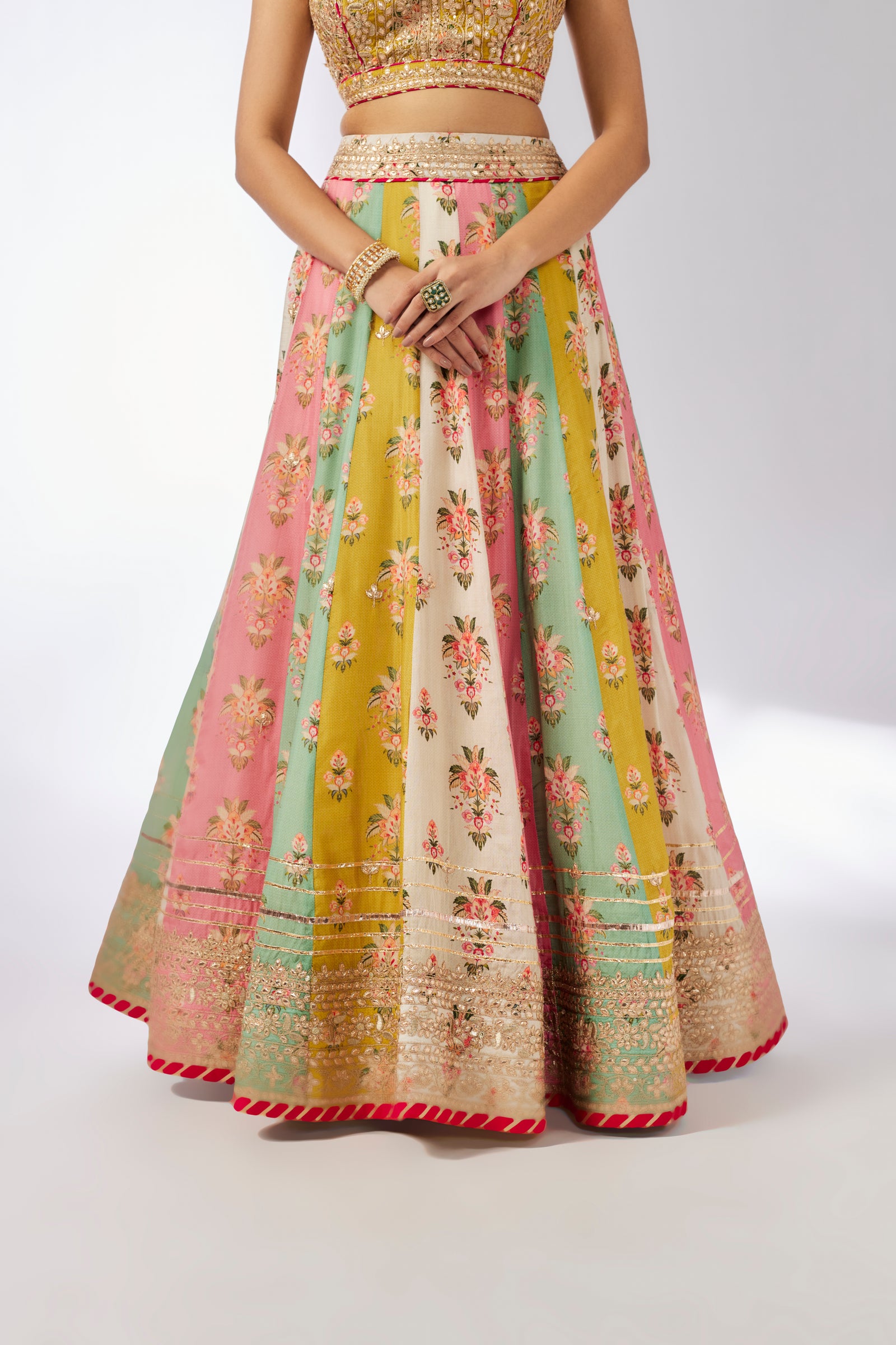 Sayali Lehenga Set