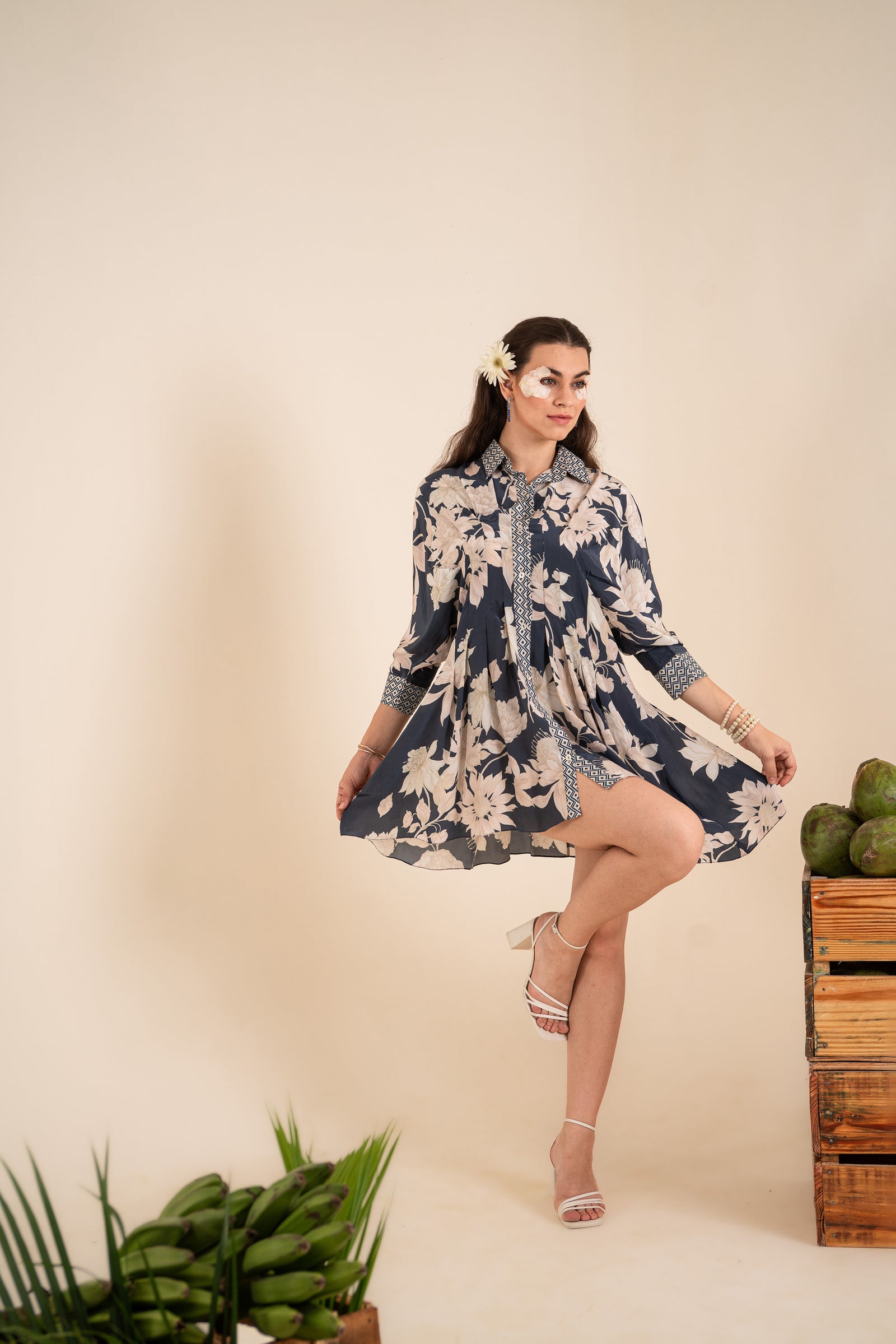 An Indigo Blue Floral Printed Short Shirt Dress