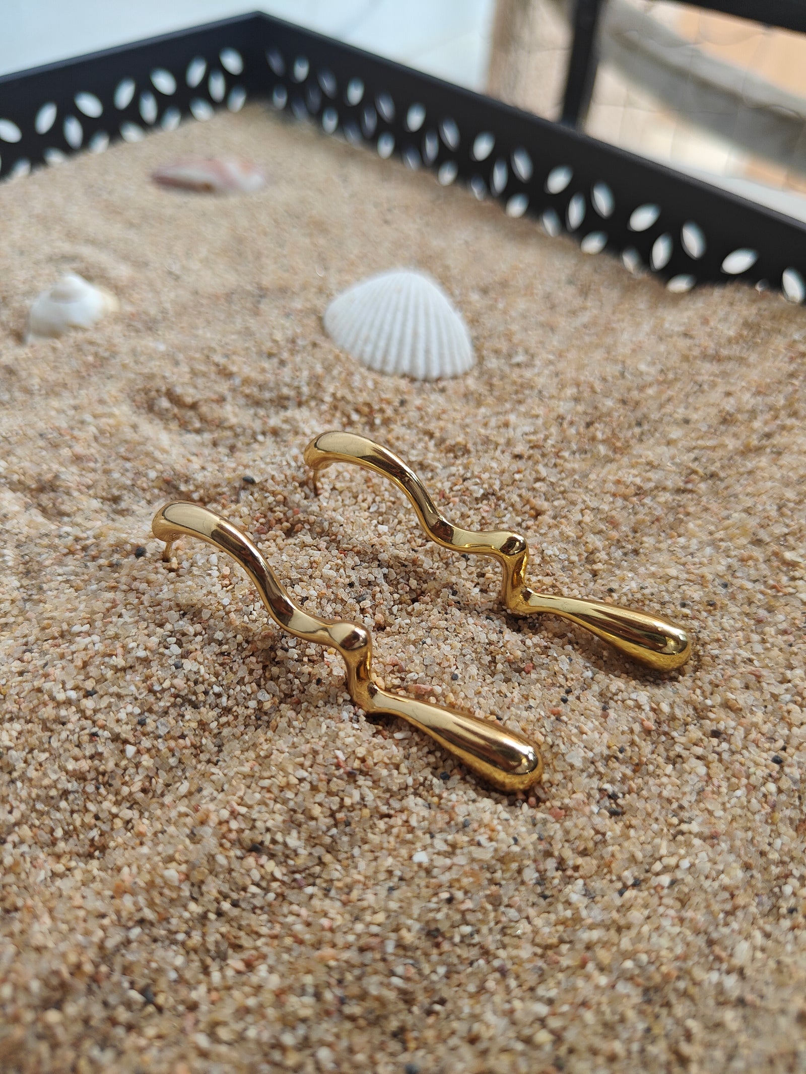 Gatherings And Party Nights, These 18Kgold Earrings