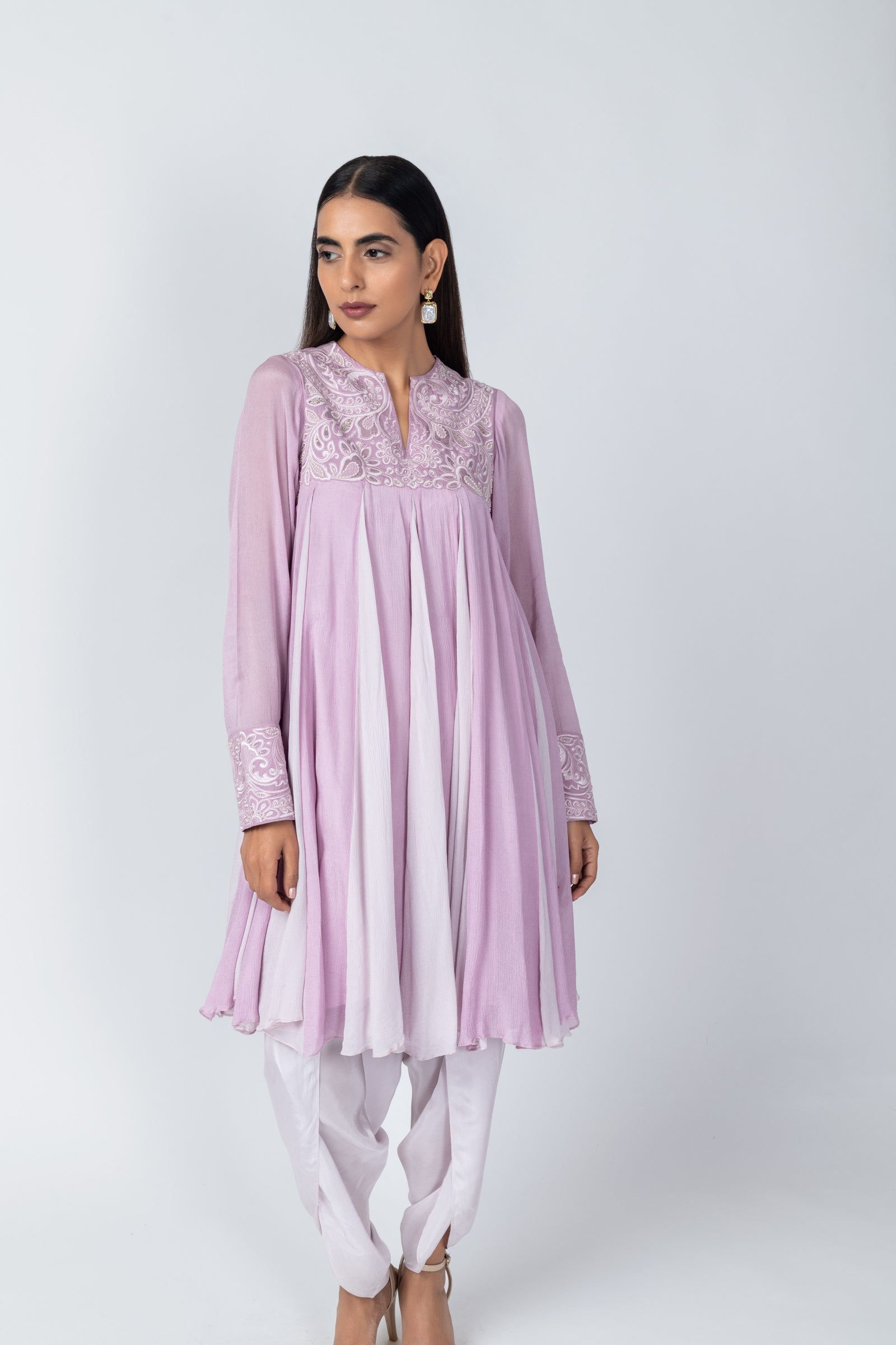 Enchanting Two-Toned Lilac Kurta Set