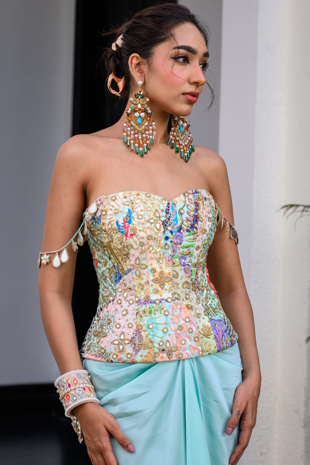 Gardenia Highlighted Corset With Skirt