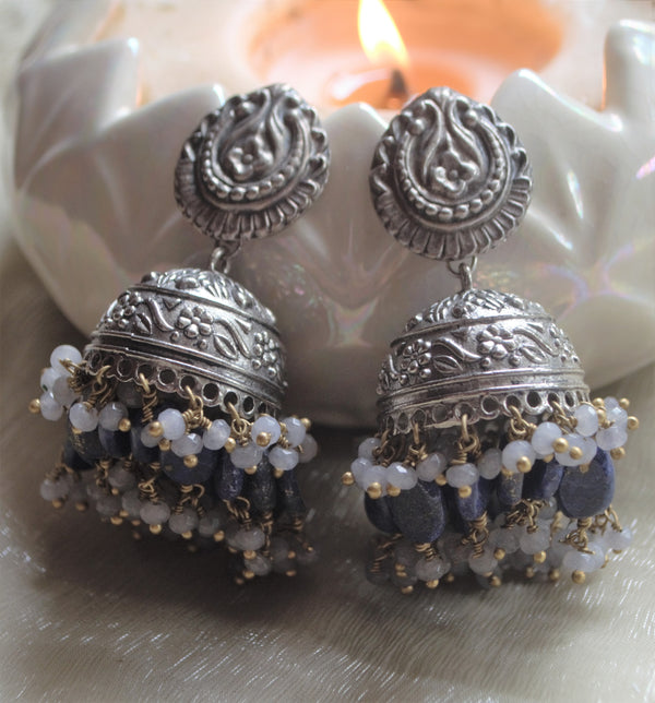 Lapis jhumkas