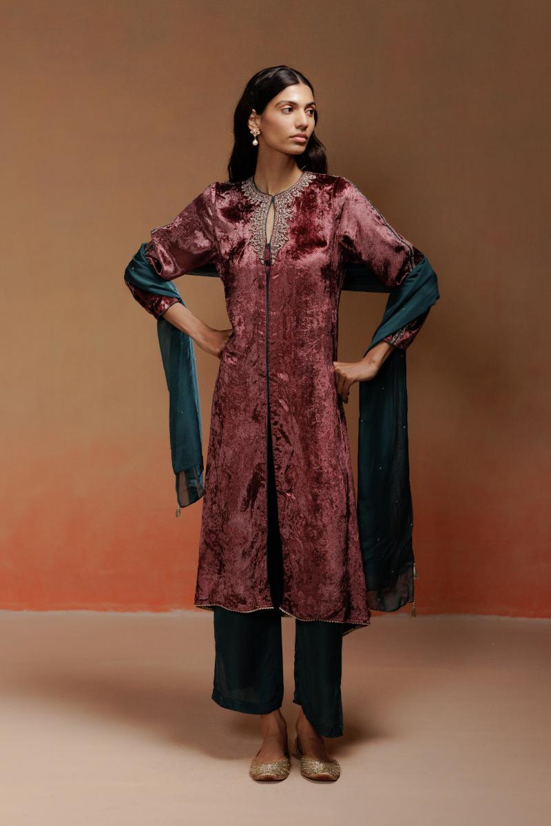 Wine Kurta Set with Contrast Bottom and Embellished Organza Dupatta