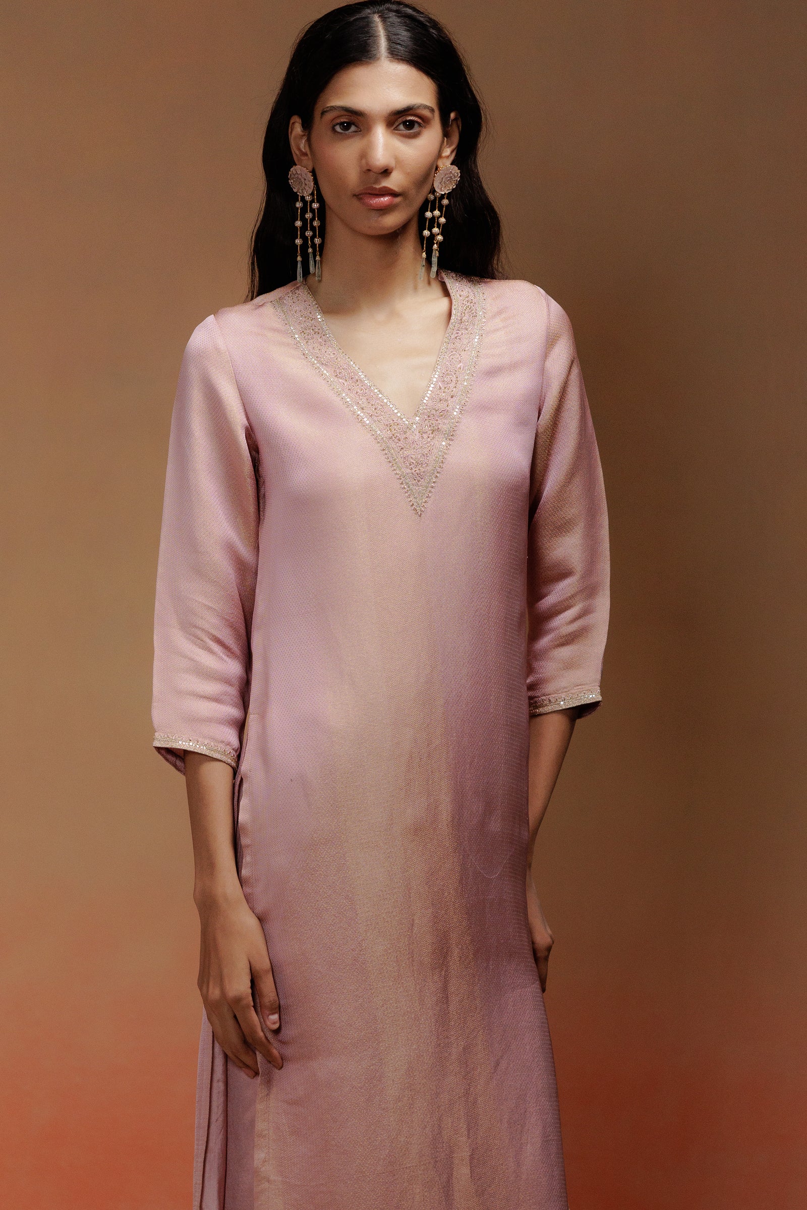 Pink Jacquard Kurta Set with Embroidery and Ivory Dupatta