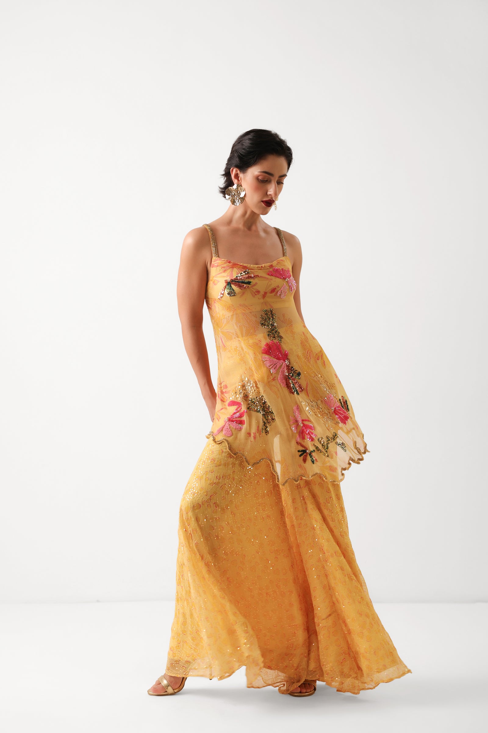 The Kal-katta Bageecha Sharara Set