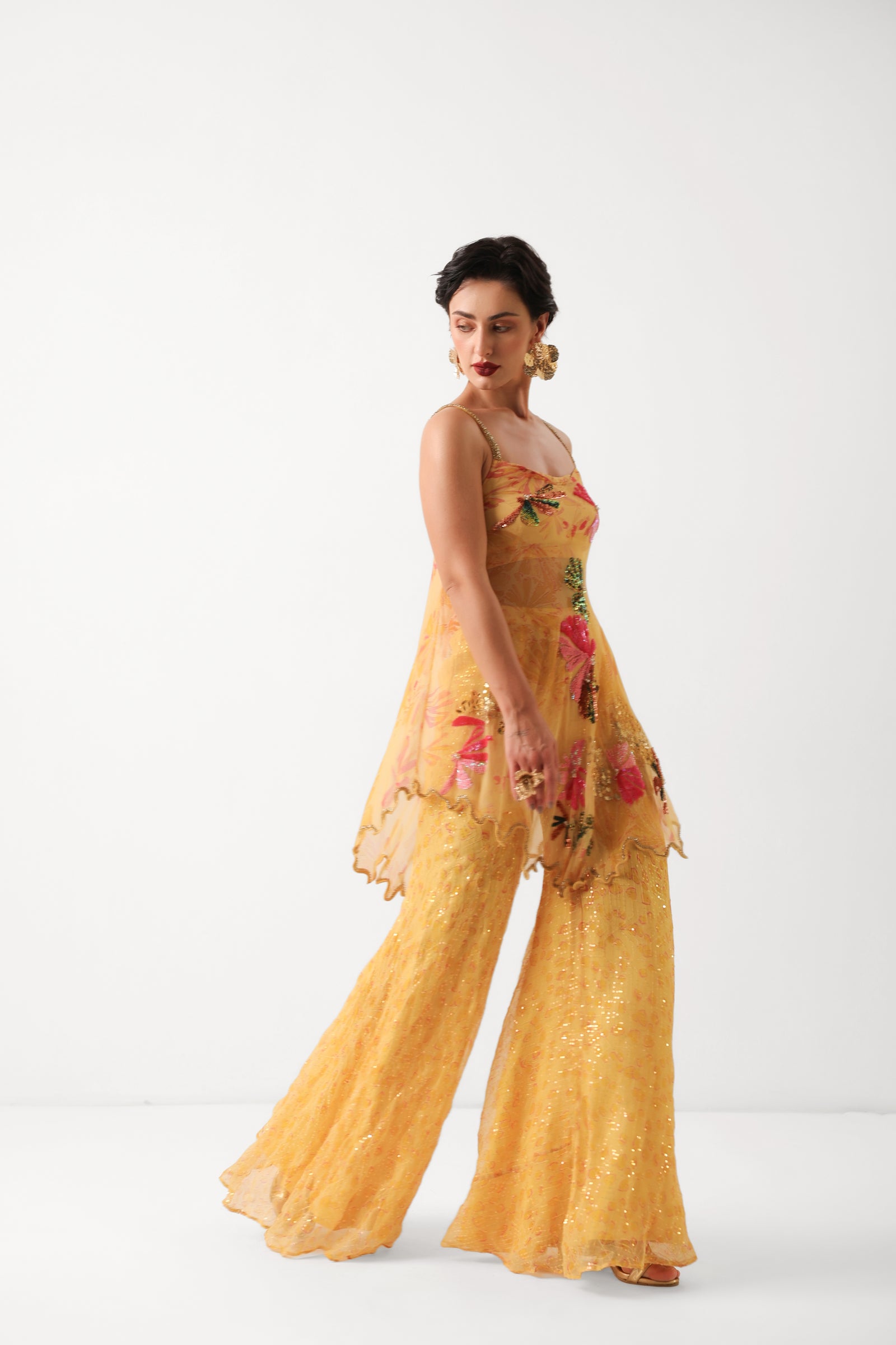 The Kal-katta Bageecha Sharara Set