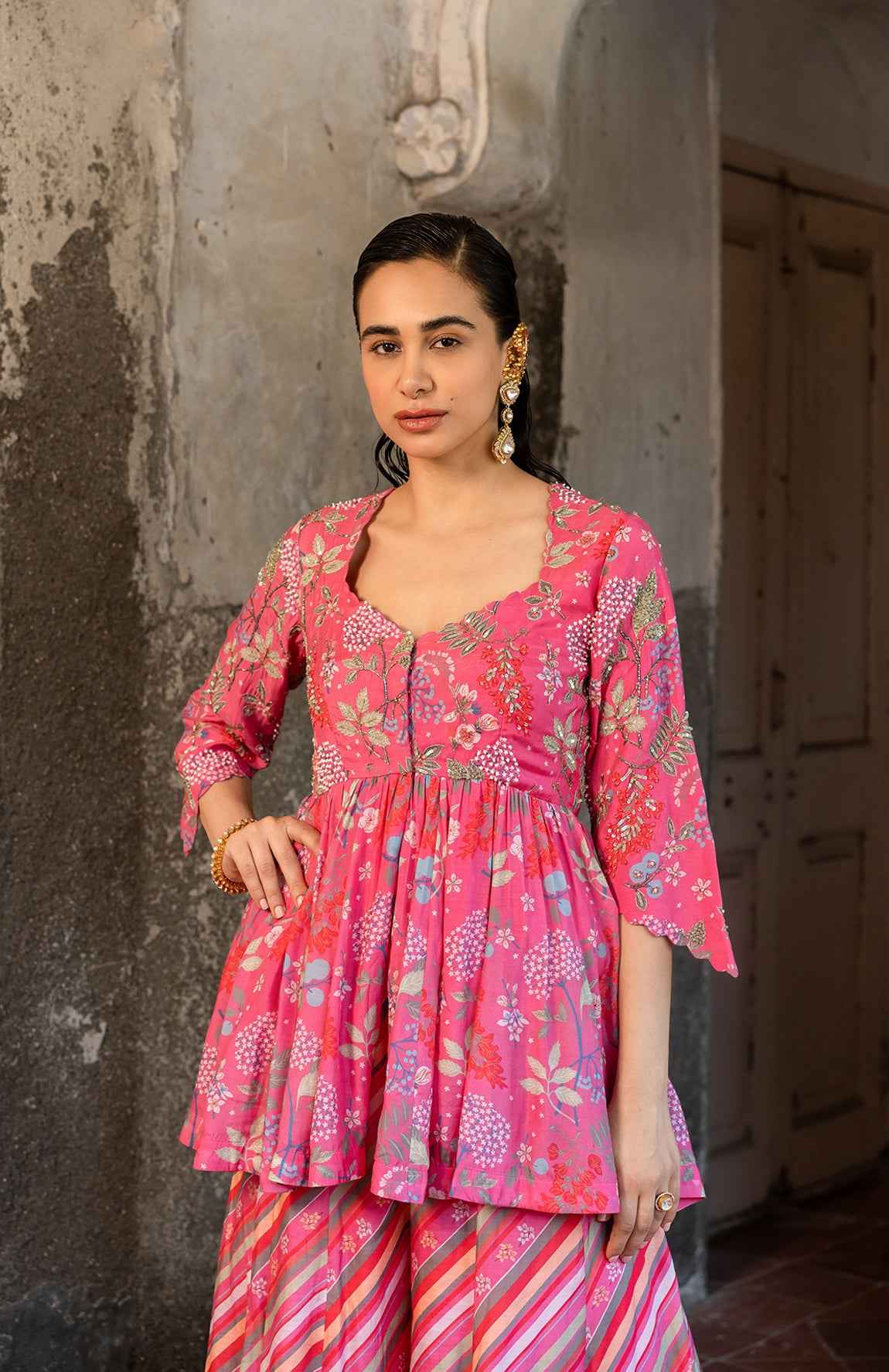 A Sweet Heart Neckline Peplum With Plazzo Pants