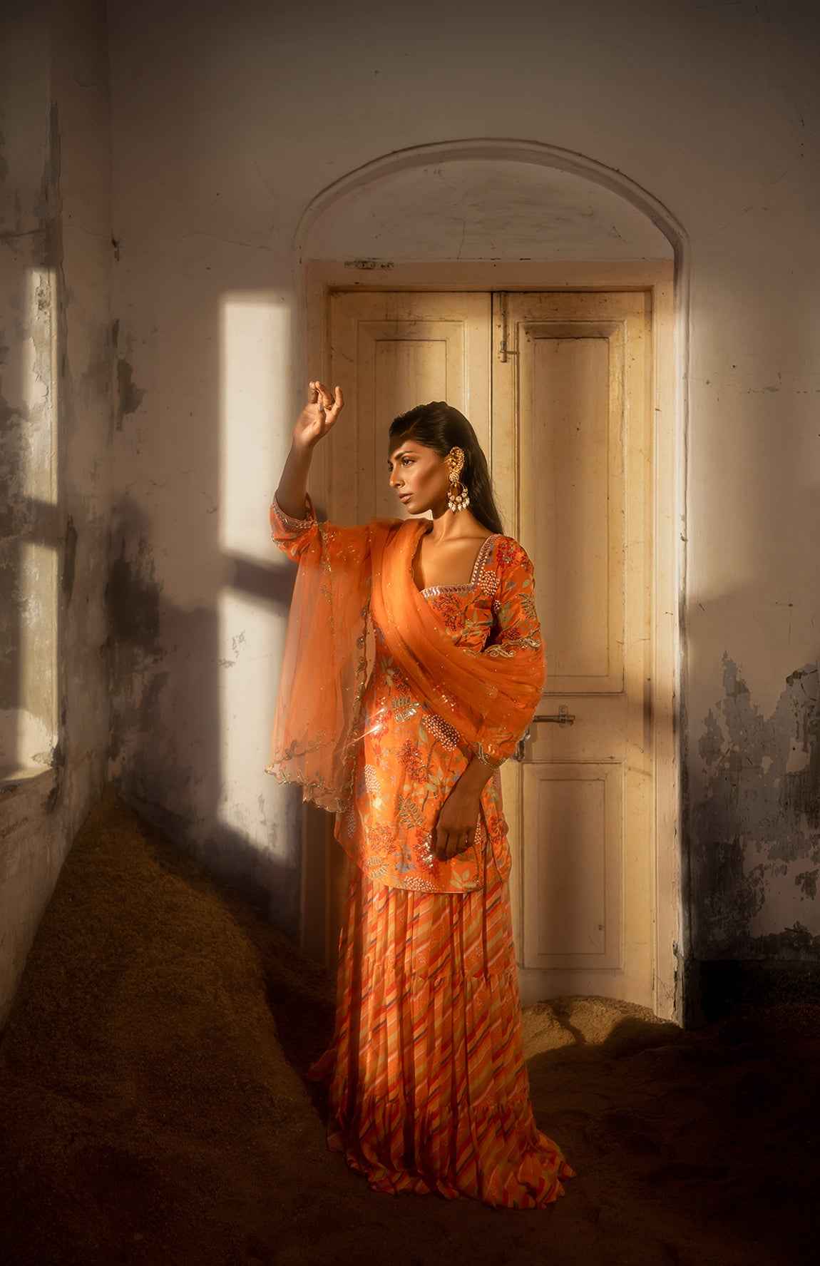 A Sweetheart Neckline Kurti Paired With Layred Skirt And Duptta