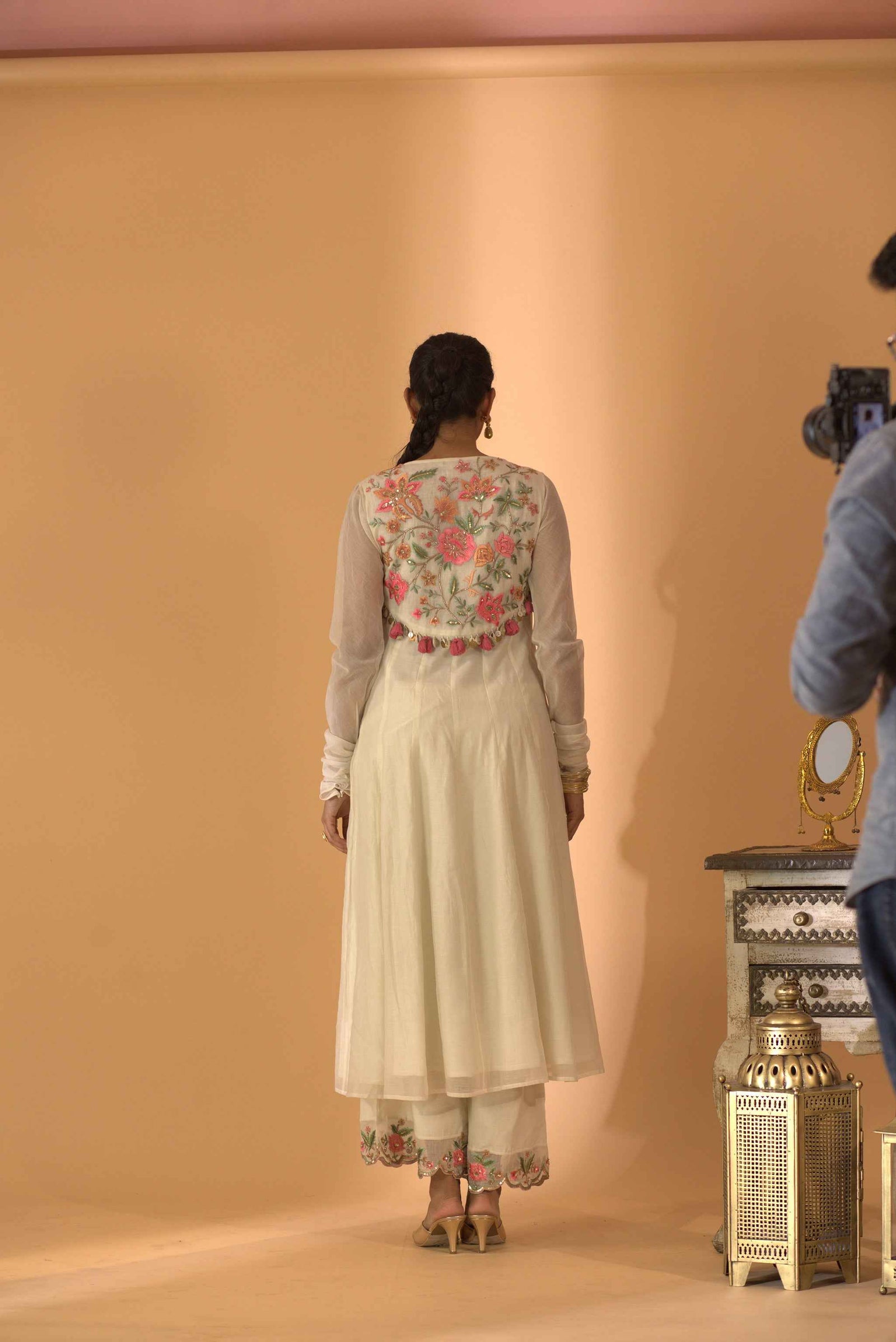 A Off White Hand Embroidered Anarkali Set With Pants And Duptta