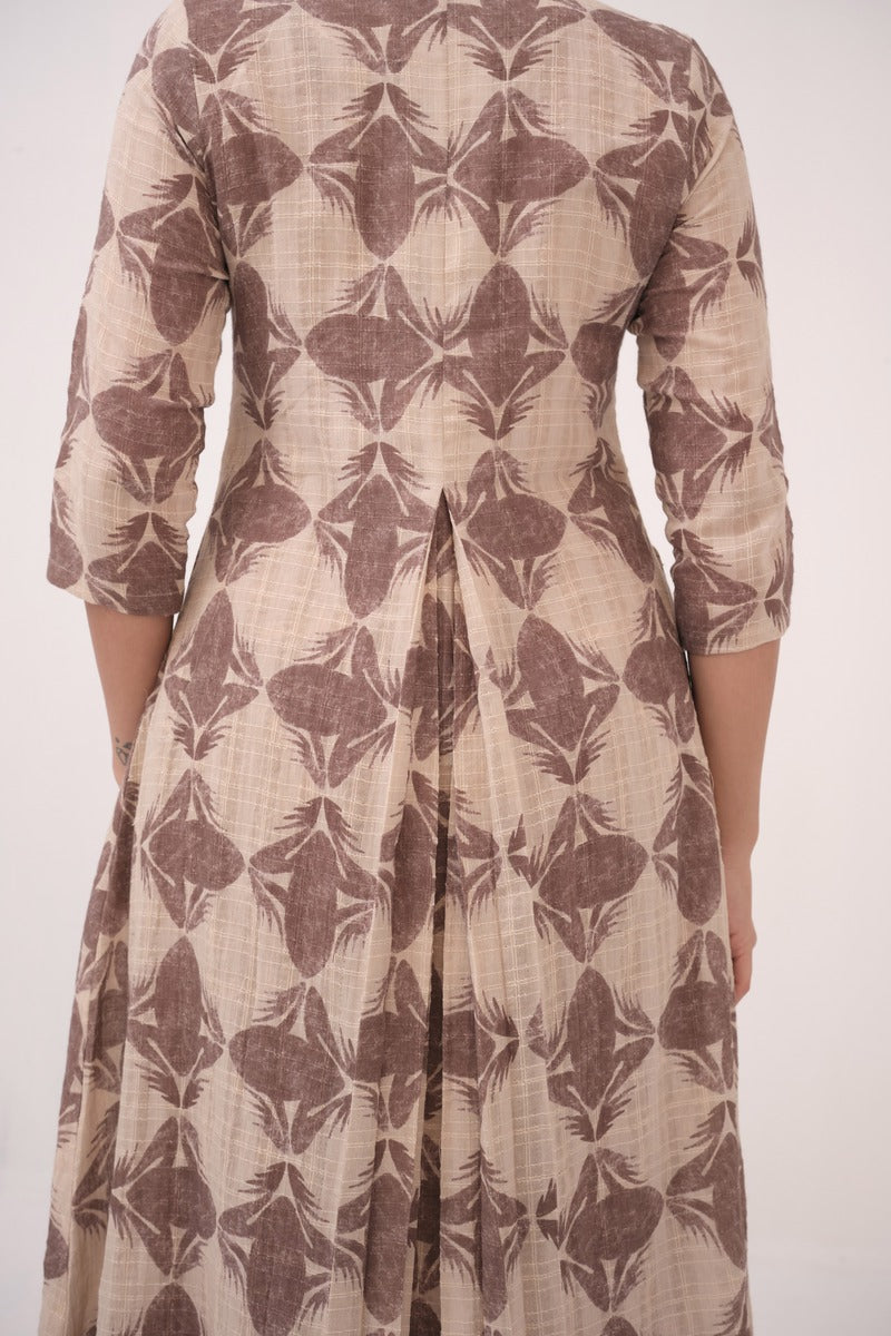 Mendaka Digital Print Panelled Kurta Set Beige & Brown