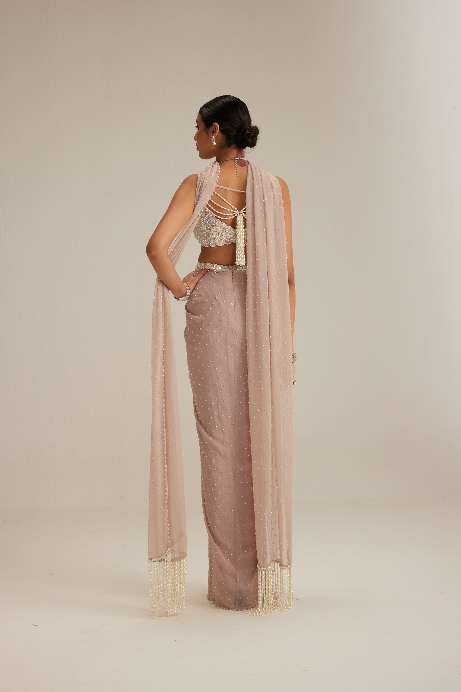 Ash pink Pearl Scattered draped skirt set