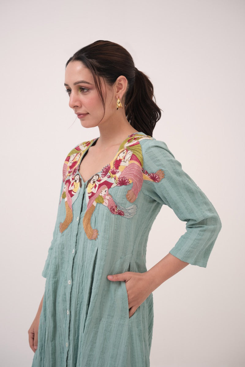 Hand-Embroidered Panelled Kurta Set
Teal