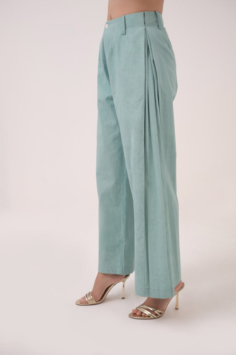 Hand-Embroidered Panelled Kurta Set
Teal