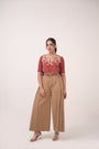 Embroidered Lion Box Pleat Set
